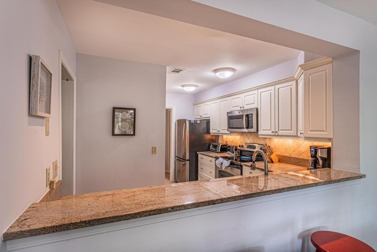 Pet Friendly! 503 Plantation Club Walk To Pool Sleeps 6 Sea Pines Villa Hilton Head Island Exterior foto